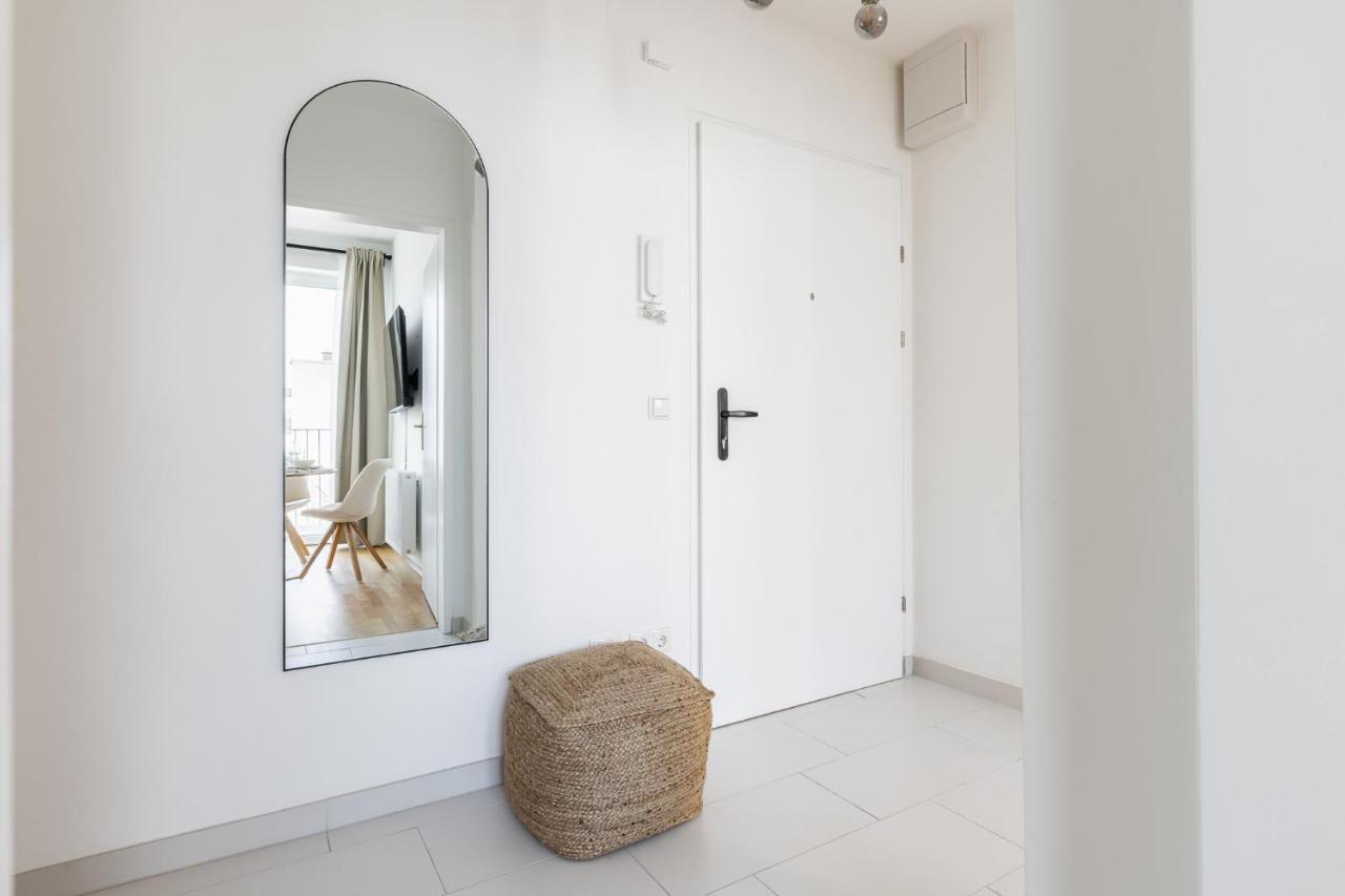 Bright Stylish Apartment With A Balcony In A Top Location Wien Eksteriør bilde