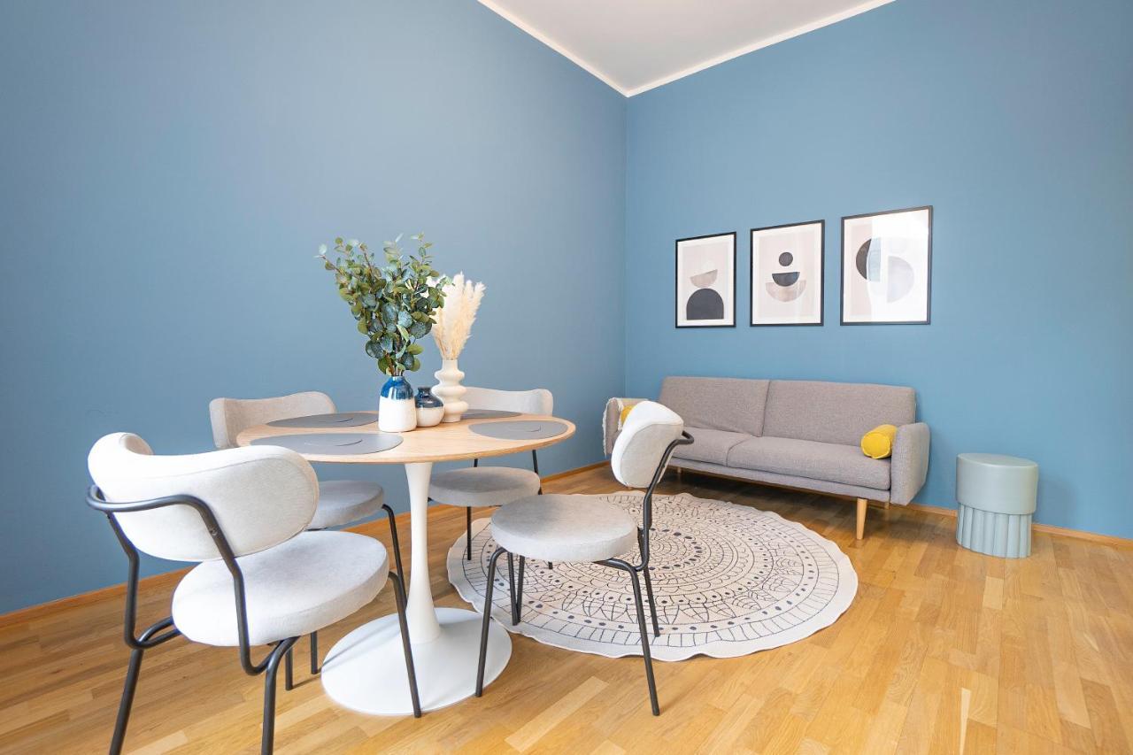Bright Stylish Apartment With A Balcony In A Top Location Wien Eksteriør bilde
