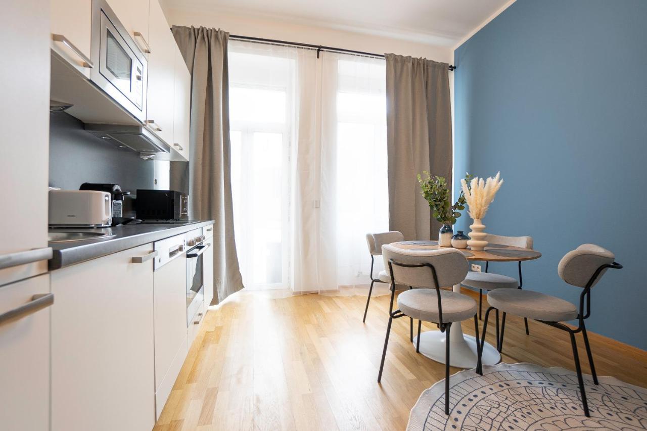 Bright Stylish Apartment With A Balcony In A Top Location Wien Eksteriør bilde